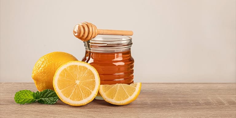 Honey and Lemon paste for whiteheads Honey and Lemon paste for whiteheads