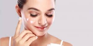 A heavy base moisturizer