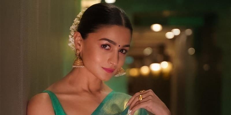 The minimalist bridal look