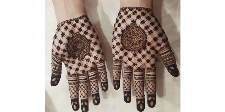 Criscross Front & Backhand Mehndi Design