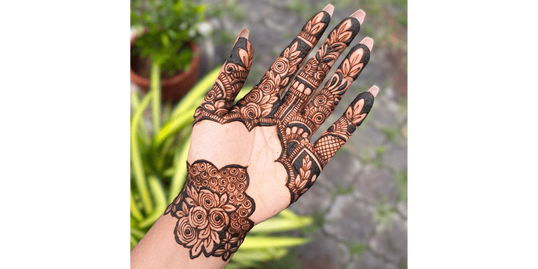 Flower Front Hand Simple Mehndi Design