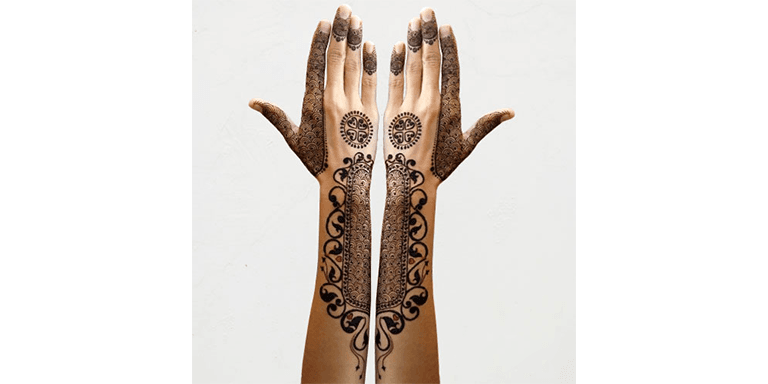 Symmetrical Mehndi Design
