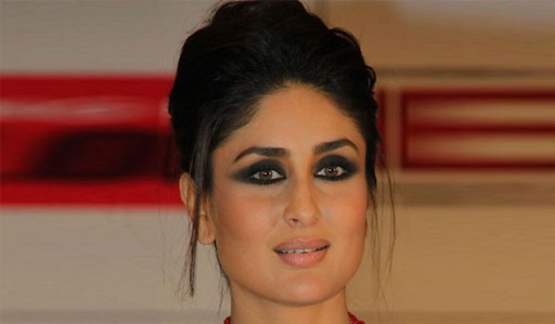 Kareena's Smoky black eye-makeup