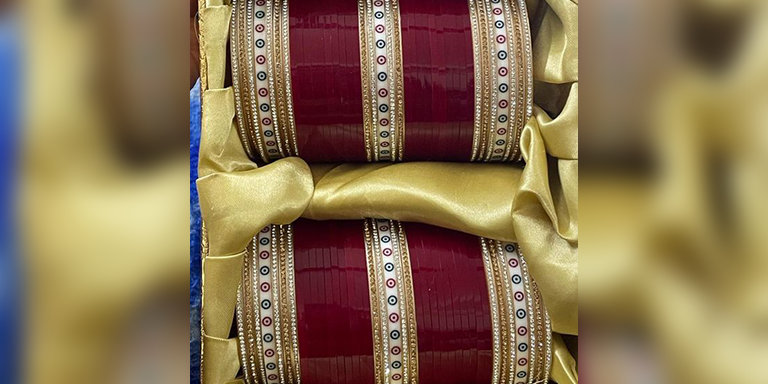 Boon To Eyes- Maroon!
