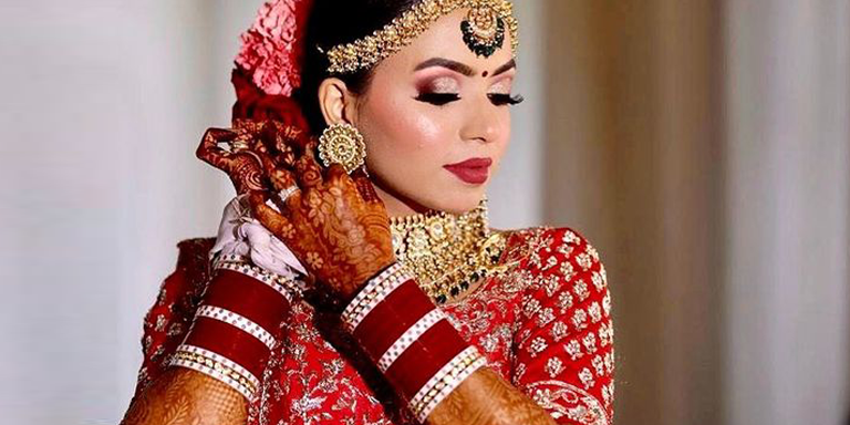 Go Red & White For The Conventional Sight!