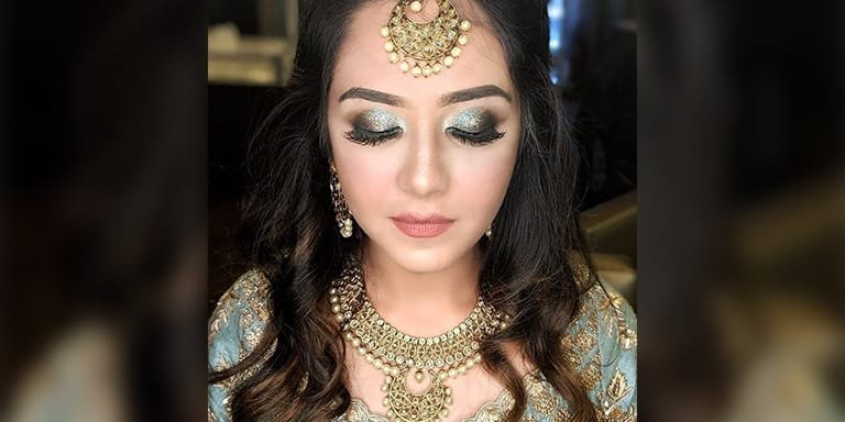 Dive into The 90s Metallic!