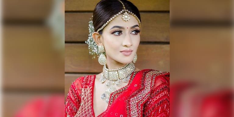 Hello to Nude Makeup