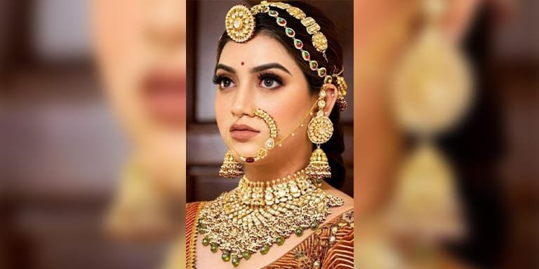 Hello to Nude Makeup