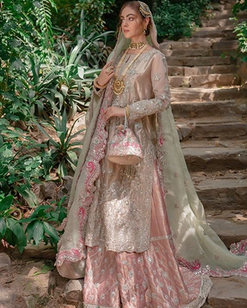 Wonders of Pastel On Muslim Bridal Dress