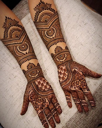 Symmetrical Mehndi Design
