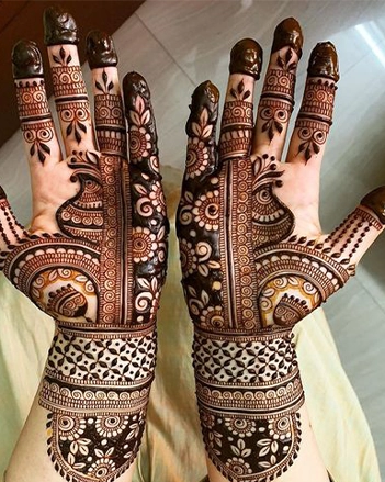 Symmetrical Mehndi Design