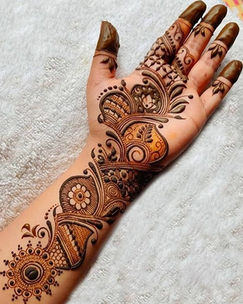 Most Demanding Eid Arabian Mehndi Design 