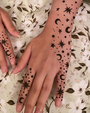 Quirky Pattern Mehndi Designs