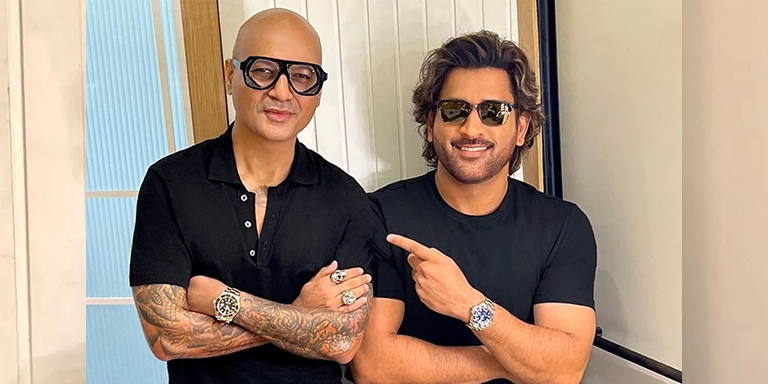 dhoni with alim hakim