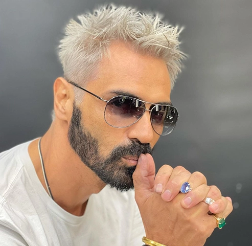 Light blonde hair color for men