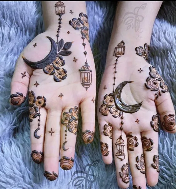 Crescent Moon & Star mehndi Design
