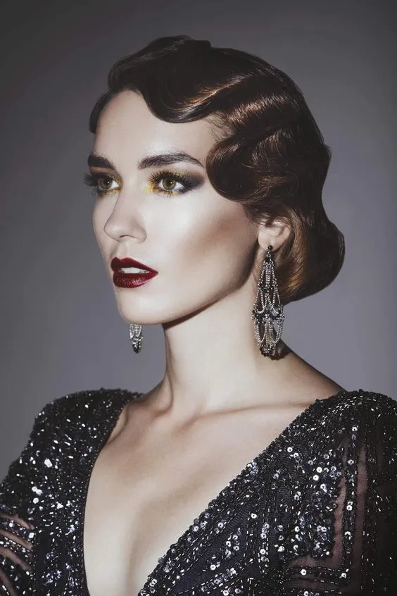 Gatsby-Inspired Finger Waves 