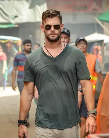 Chris Hemsworth Haircut Extraction