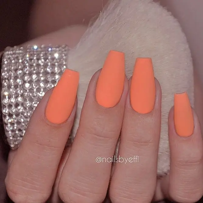 Matte Magic orange short coffin nail