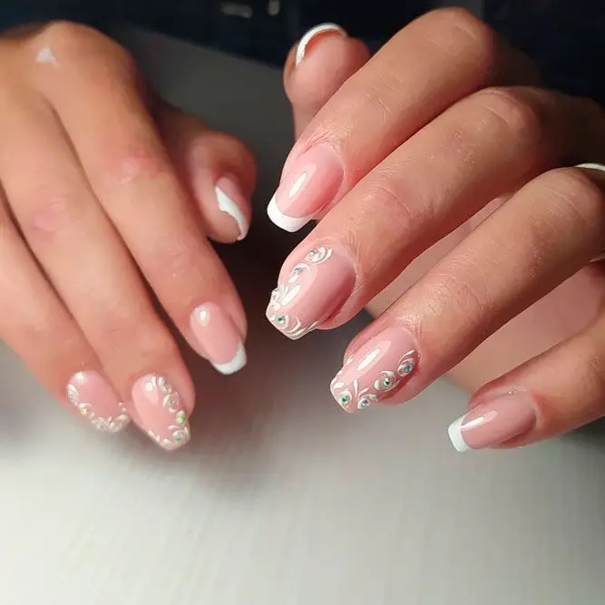 Vintage Glamour Short Coffin Nails