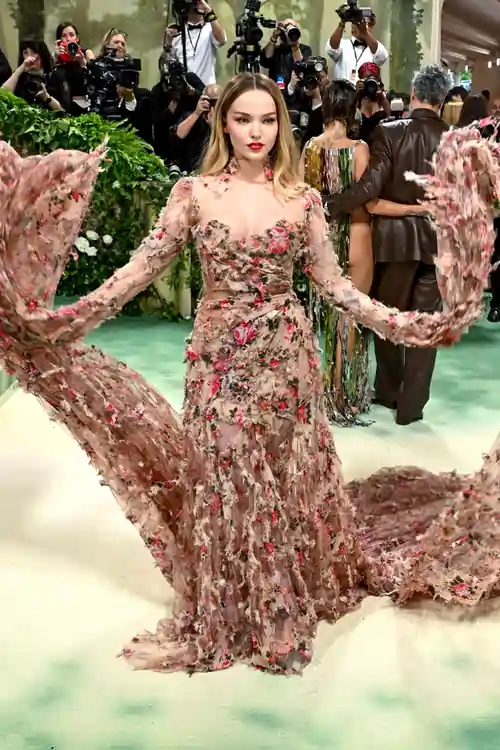 Dove Cameron Met Gala 2024