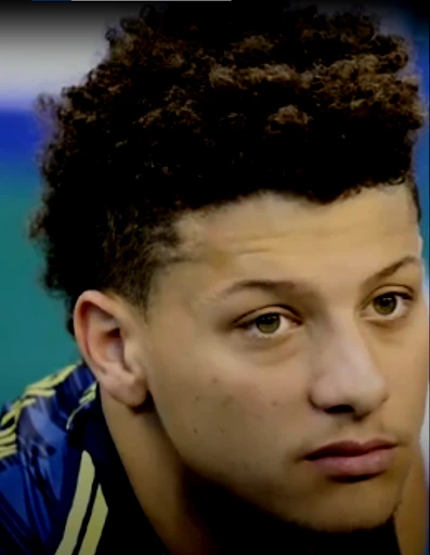 patrick mahomes college best fade haircut