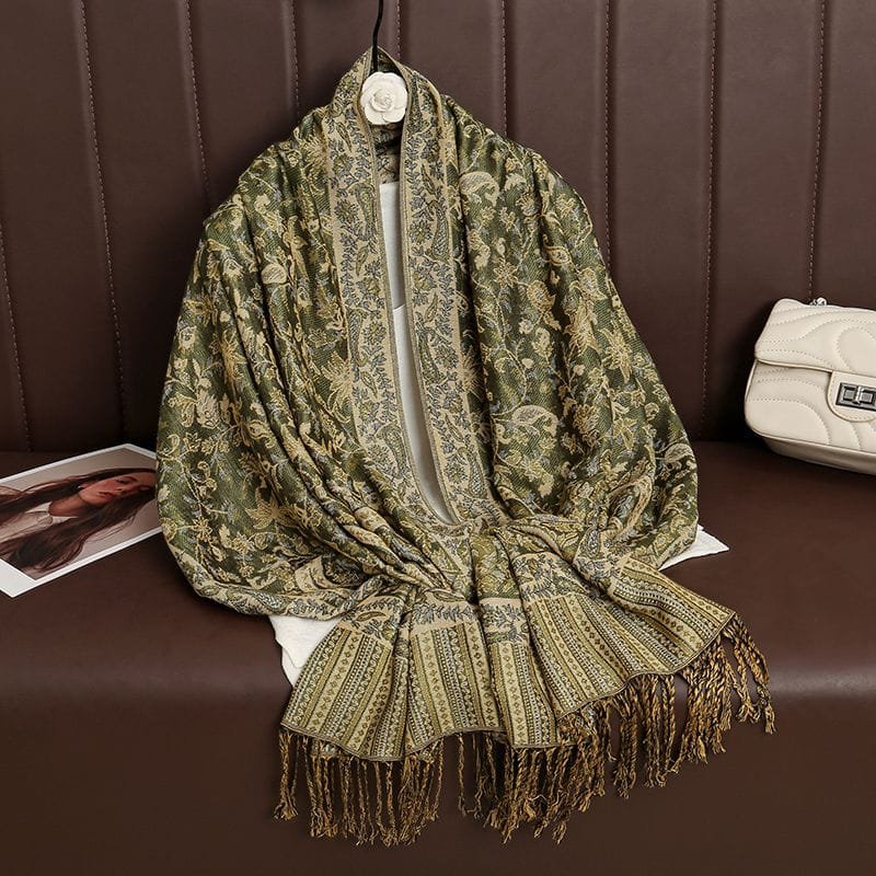 Styling Tips for Scarves, Stoles